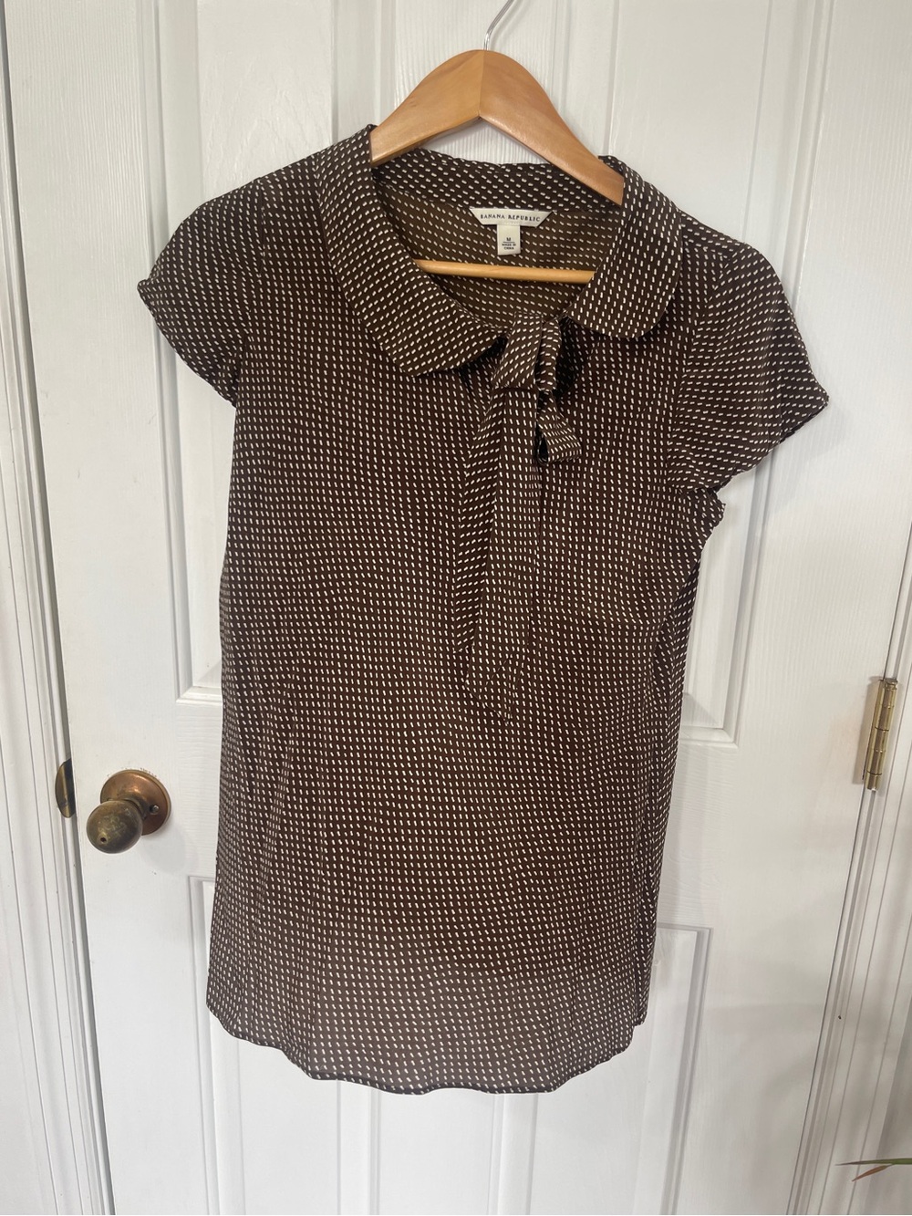 Banana Republic Womens Silk Polka Dot Shirt Size Medium Brown Corporate Office